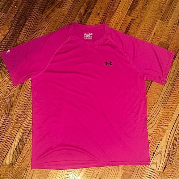 Under Armour Heatgear Loose Coupe Breast Cancer Susan Pink Top Shirt Tee XL - Picture 1 of 5